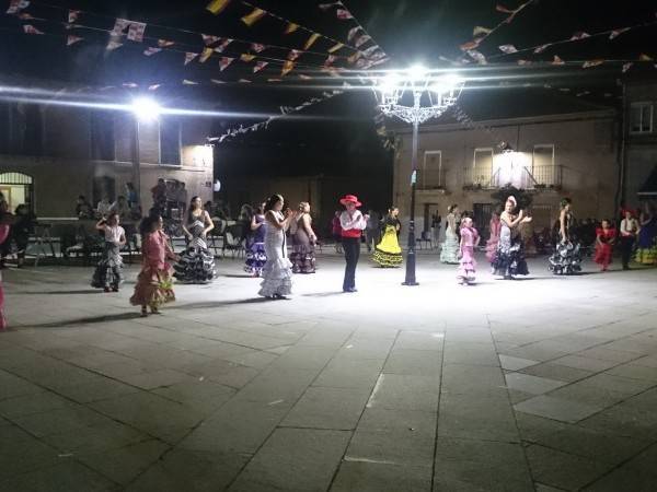 Sevillanas y baile moderno agosto 2016