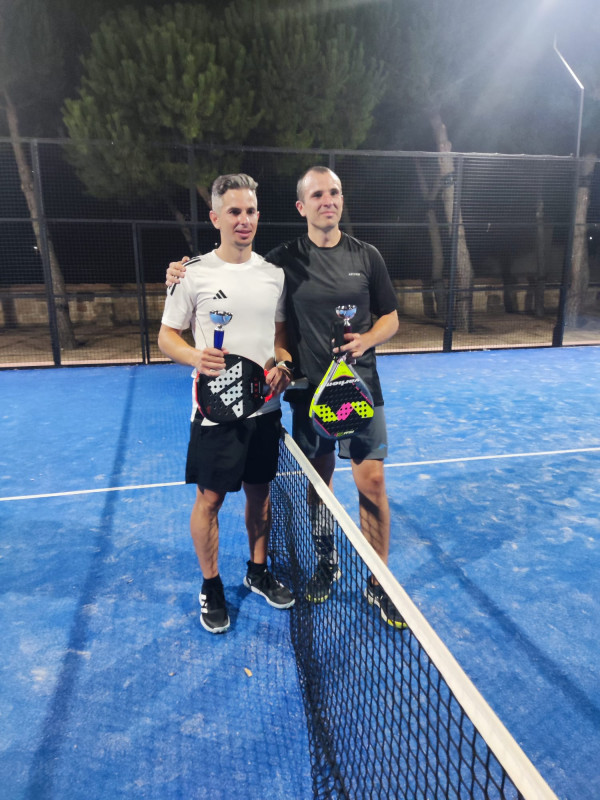 Segundo puesto Alvaro García y Pablo García.