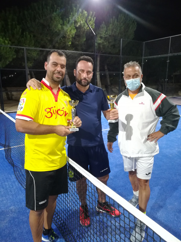 Ganadores Alfredo Martín González y David Morilla San José